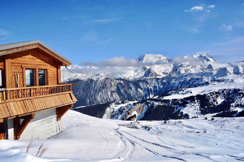 Murren ski resort with chalet views